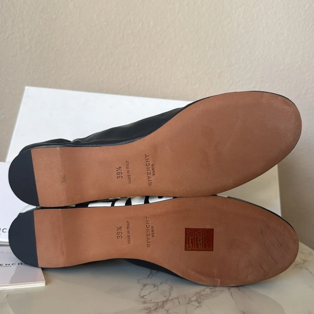 Givenchy Paris Rivington Flats - Picture 6 of 16